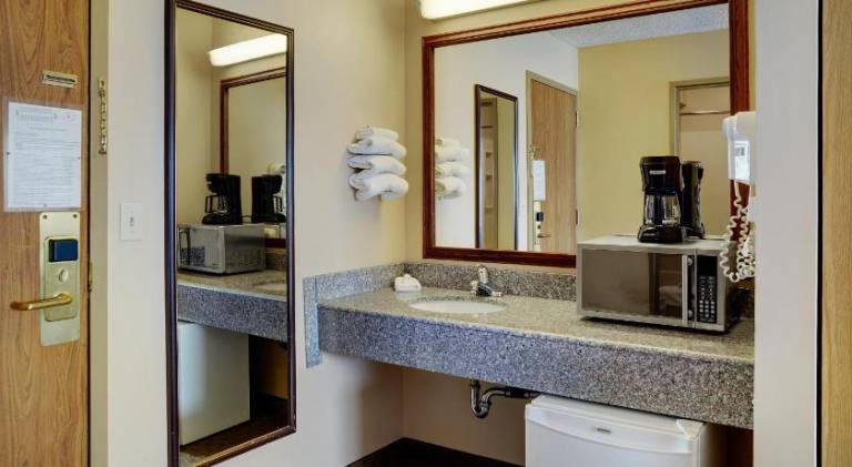 Nova Inn Kindersley — photo 5