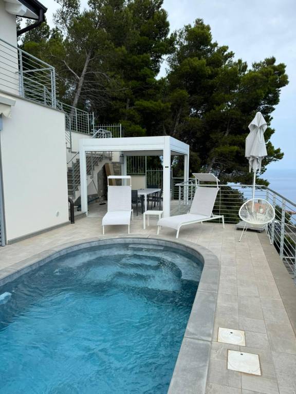 Villa  Imperia