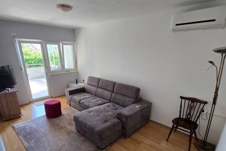 Two bedroom apartment with terrace and sea view Seget Vranjica (Trogir) (A-24874-a) — photo 2