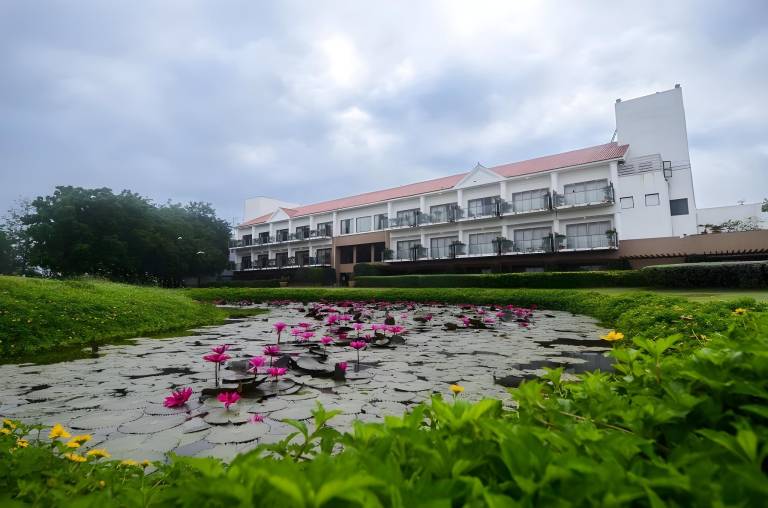 Club Mahindra Kensville Golf Resort in Ahmedabad
