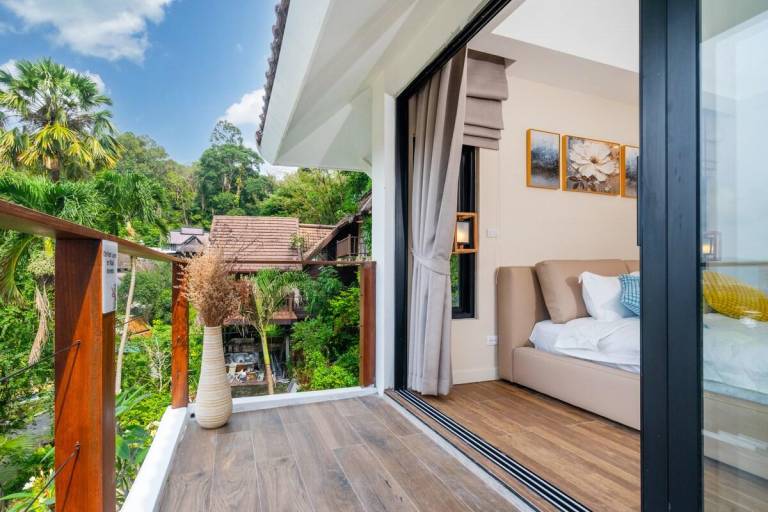 Villa with patio, private pool & yard | Good for workation | Pets allowed — photo 5