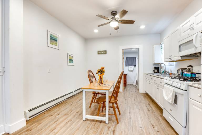 1 Mi to Dtwn: Pet-Friendly Corning Retreat — photo 2