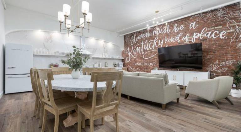 Rental apartment | Perfect for remote work in Kent, IN