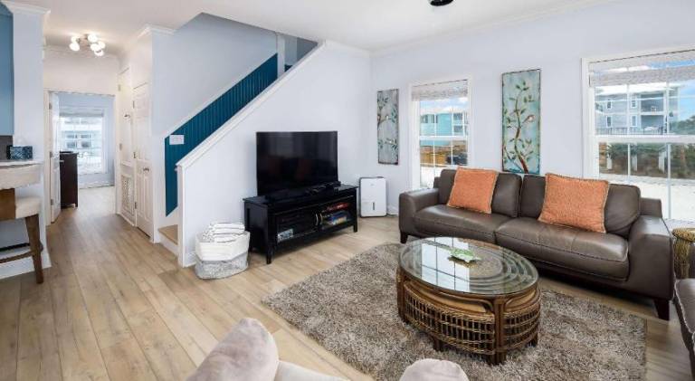 Ample house | Beach nearby | Perfect for remote work | Pets allowed — photo 2