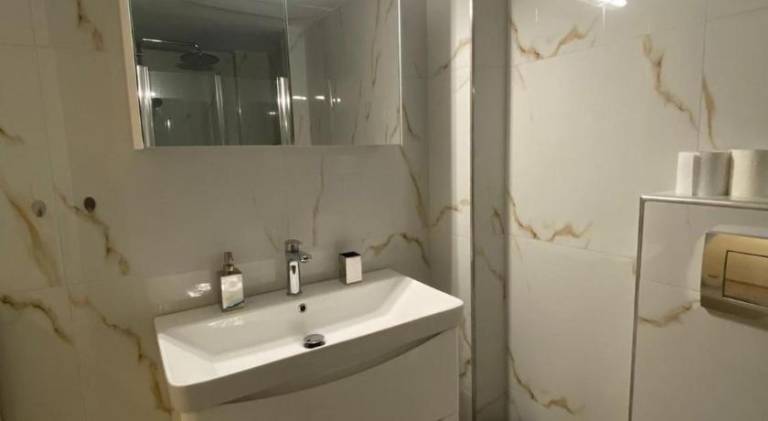 Rental apartment with terrace — photo 2