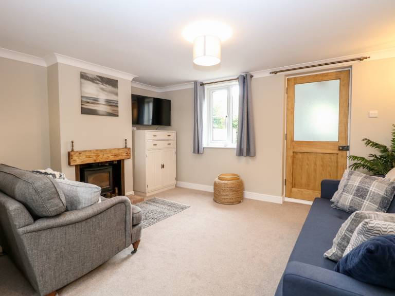 Child-friendly cottage with yard | Beach view | Pets are welcome — photo 2