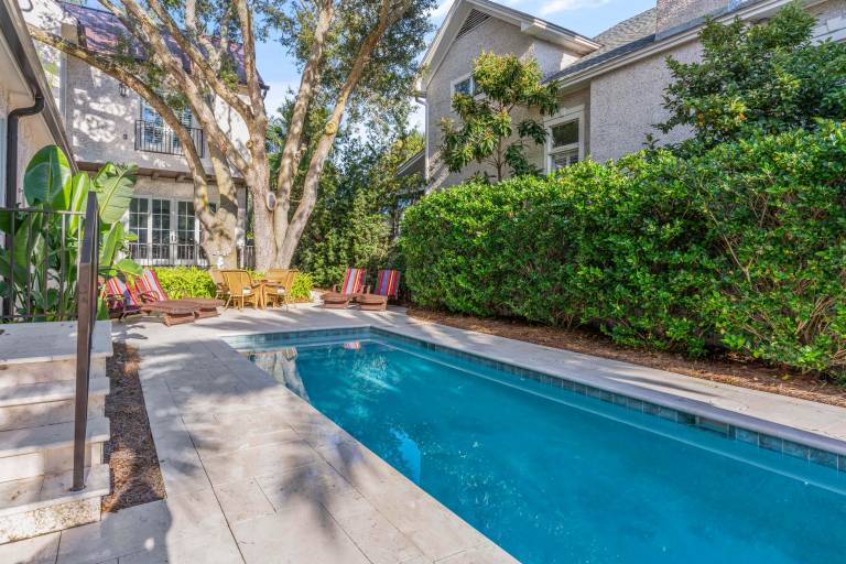 Once Upon a Tide - 4222 7th Street in St. Simons Island, GA
