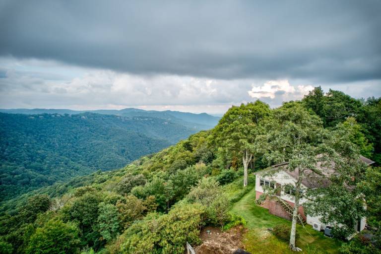 House  Blowing Rock