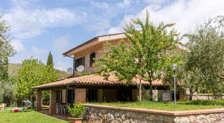 Villa with pool in Sperlonga