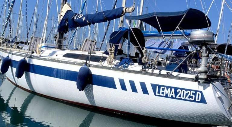 Notte in barca tra gioia e relax cullati dal mare in Civitavecchia