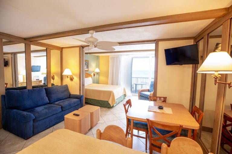 Starboard Studio Oceanfront