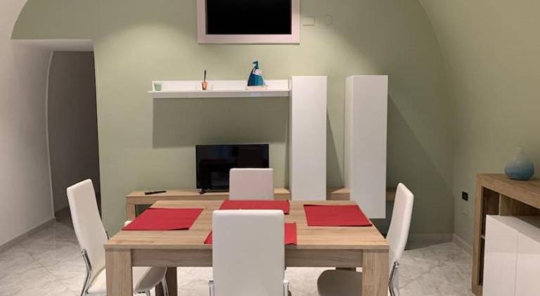 Apartment with 2 rooms for 6 persons — photo 4
