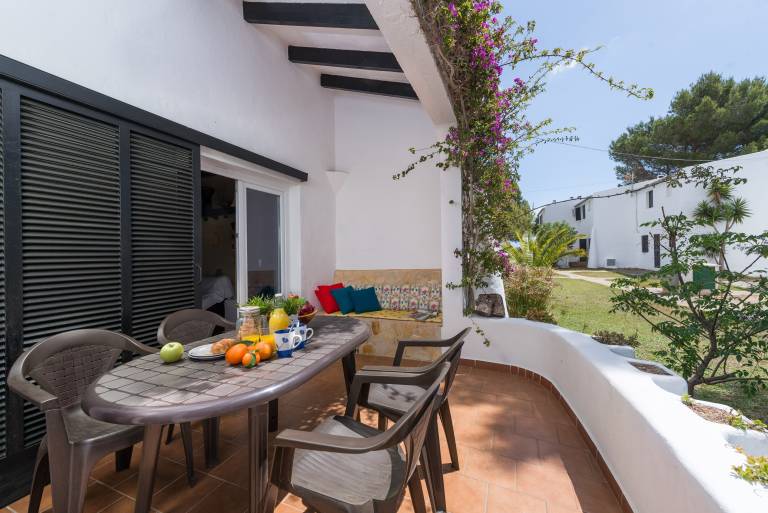 House with patio & yard in Felanitx