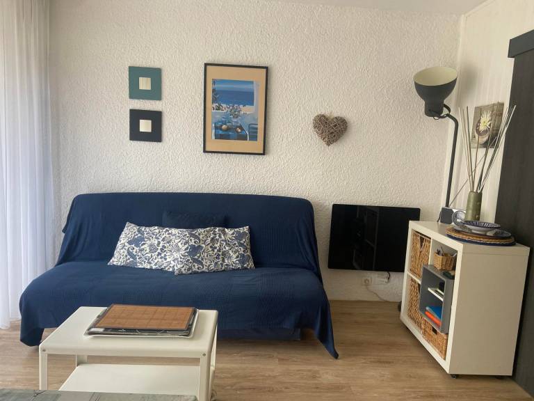 Rental apartment with pool — photo 2