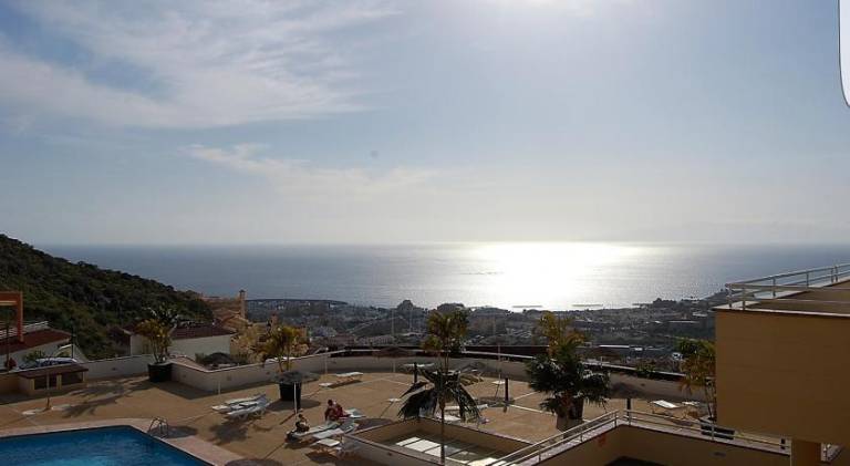 Holiday apartment with pool — photo 3