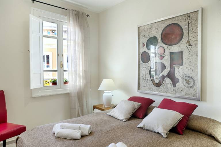 Family-oriented apartment with yard | Pets allowed — photo 5