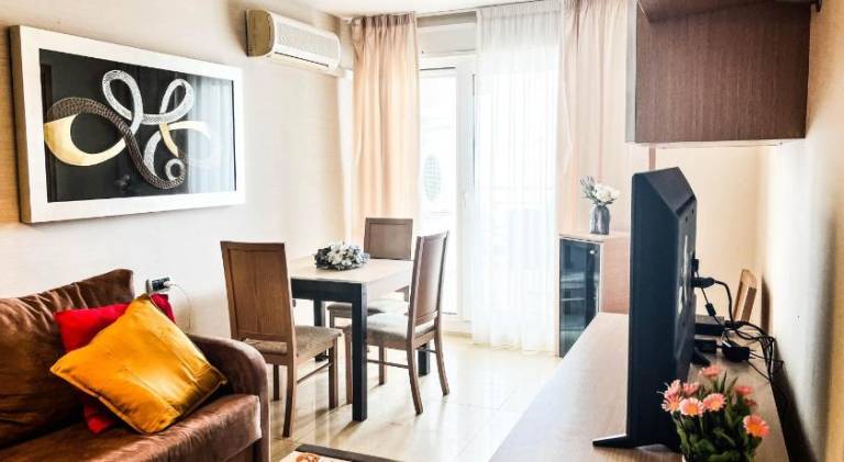 Pleasant rental apartment with pool | Close to the beach | Pets are welcome — photo 2