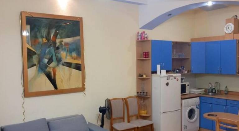 Historic 1BR stay by Opera House — photo 2
