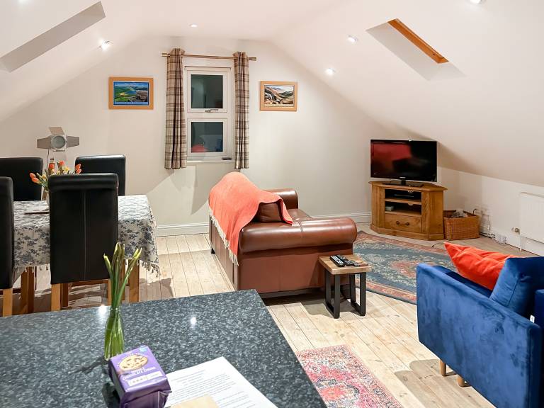 Children-friendly pleasant cottage with garden | River view | Dogs allowed — photo 2
