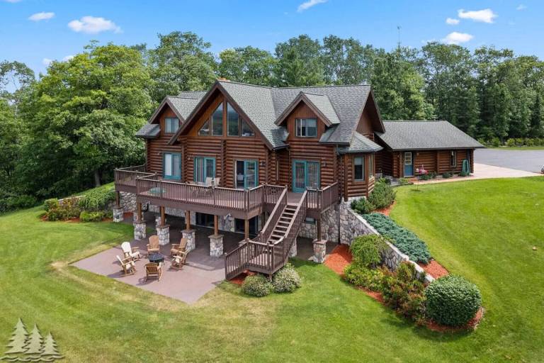 Cabin Mio