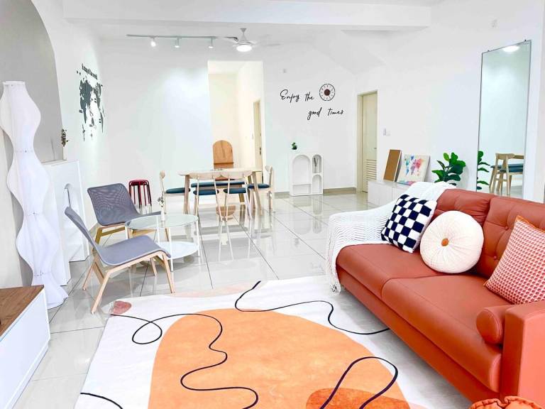 200 m&sup2; Ferienhaus