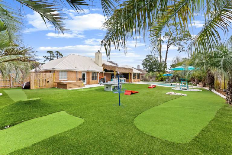 Children-friendly vacation home with private pool, garden & hot tub | Dogs allowed — photo 2