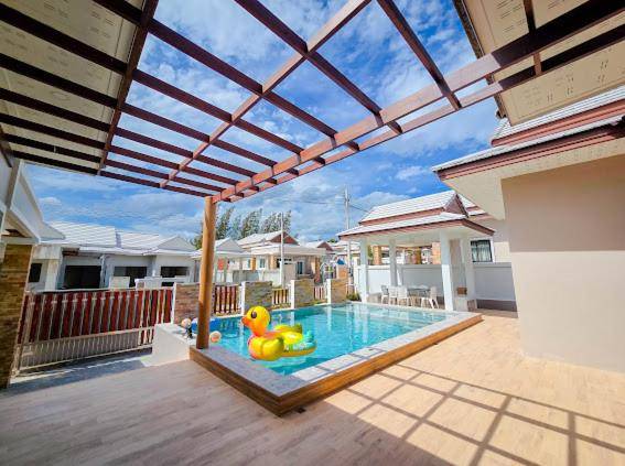 Villa with pool — photo 3