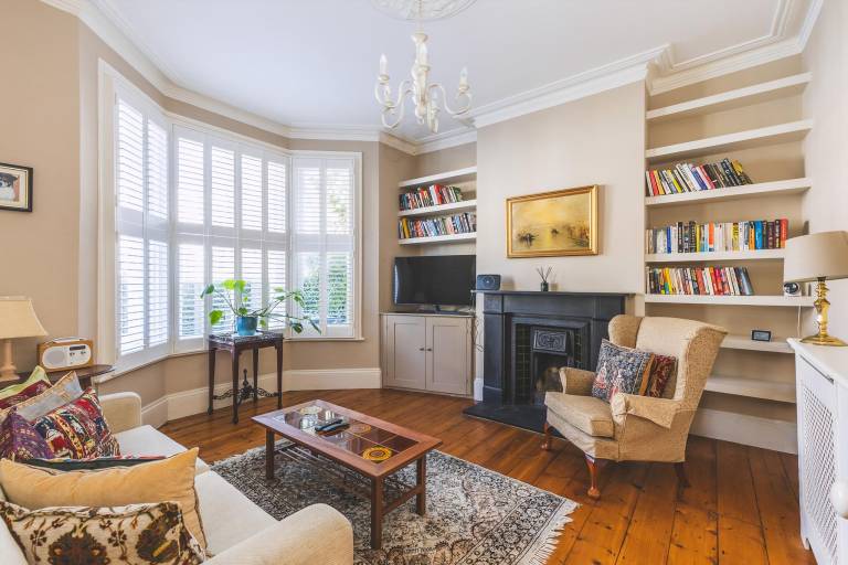 Charming Ground Floor Flat West Kensington