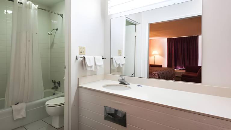 M Star Hotel Alcoa — photo 2