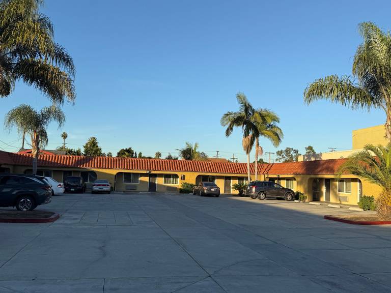 Rocky Inn Motel — photo 5