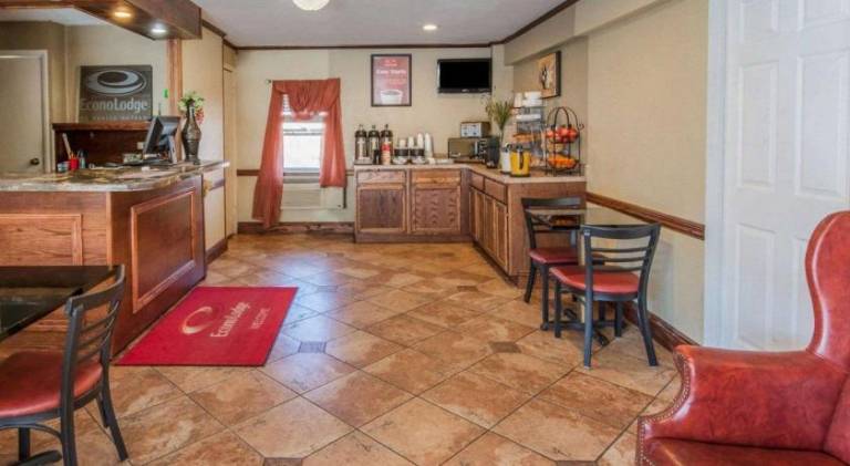 Econo Lodge Hermitage South — photo 2