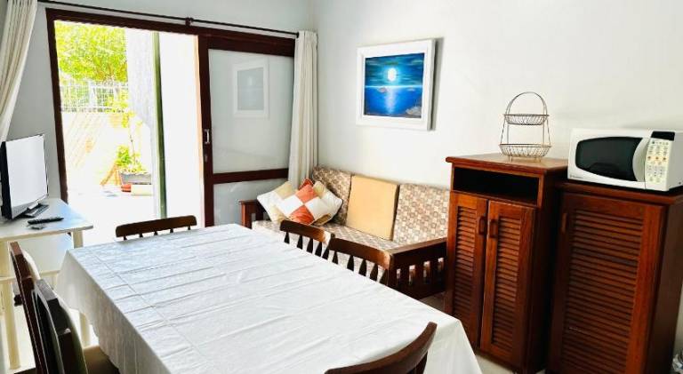 Holiday apartment with BBQ & garden — photo 2