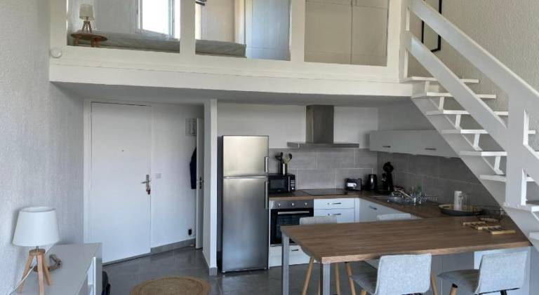 Fully equipped apartment with terrace | Pets allowed — photo 4