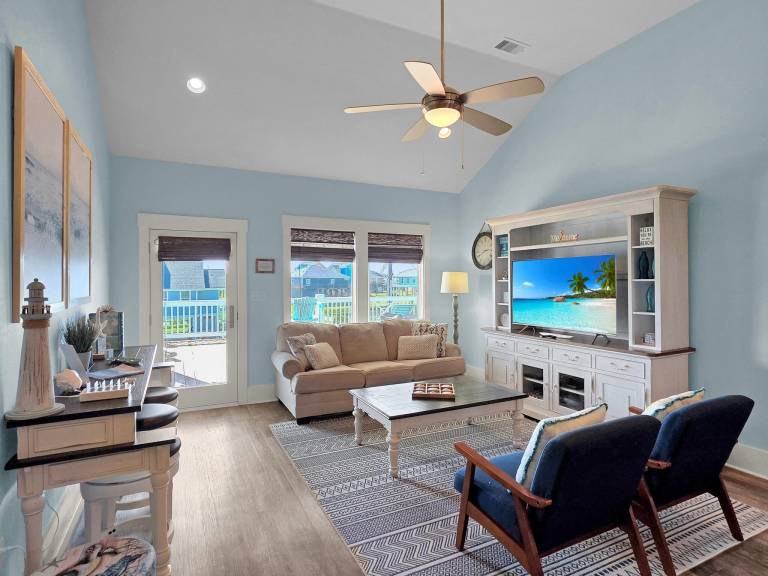 Fully equipped ample house with BBQ | Beach view | Pets are welcome — photo 4