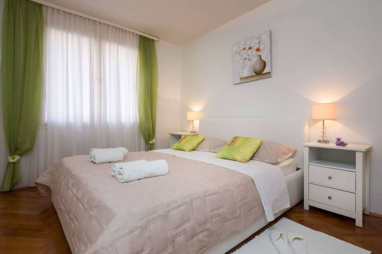 Ferienwohnung in Split, Stadtpromenade Riva f&uuml;r max. 4 Personen, 