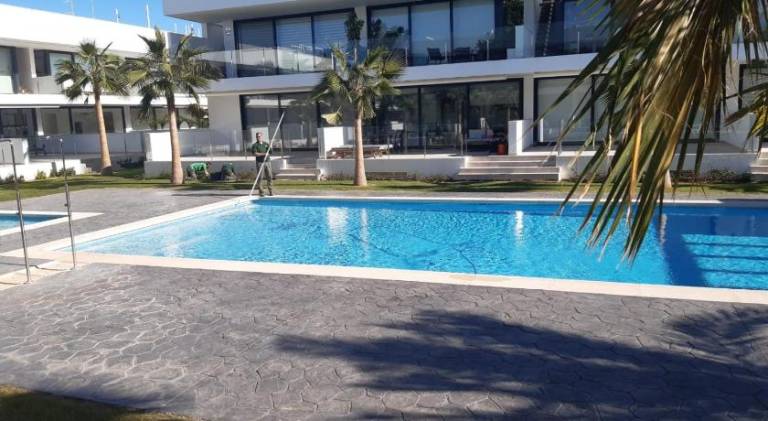 Holiday apartment with pool in Cartagena