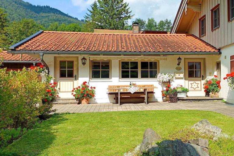 Ferienhaus Weißbach a.d.Alpenstraße