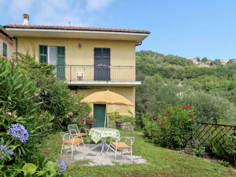 Appartamento Pieve di Teco