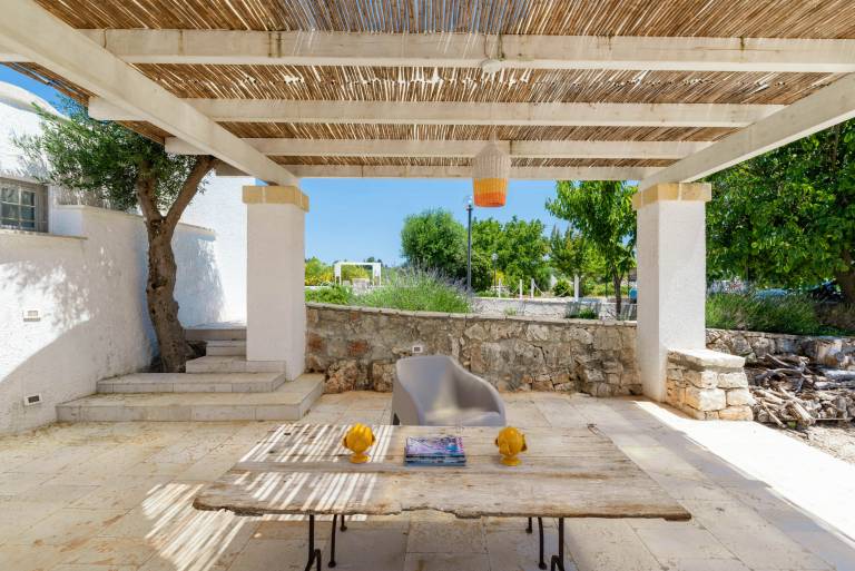 Villa with private pool, yard & barbecue | Pets are welcome — photo 2