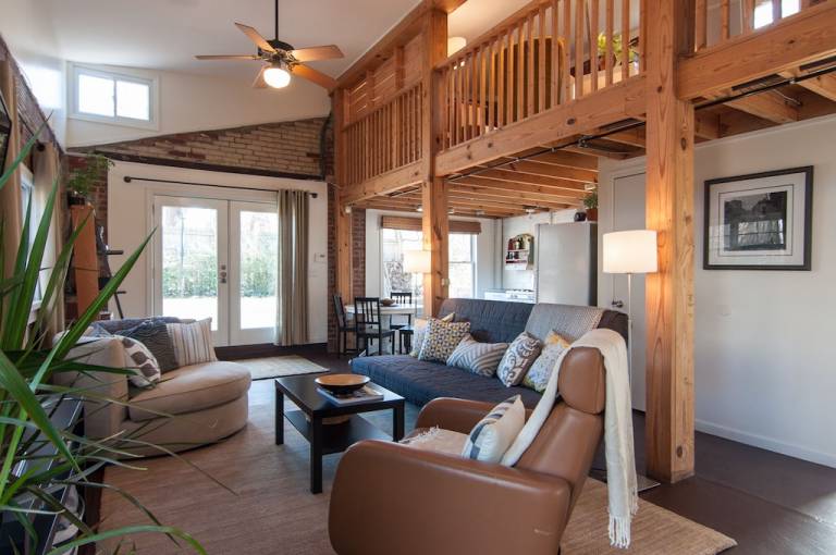 Cabin Breeze Hill