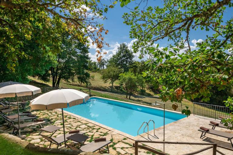 Villa with private pool, patio & grill — photo 3