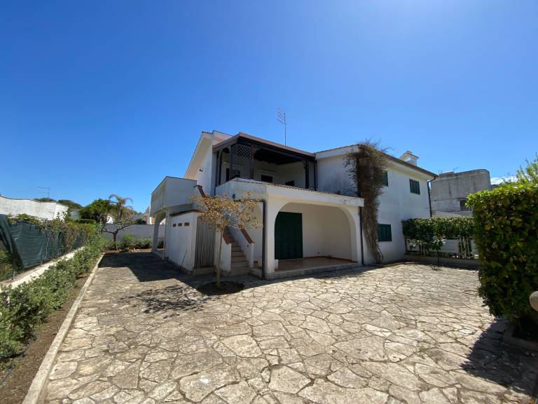 Villa Maruggio