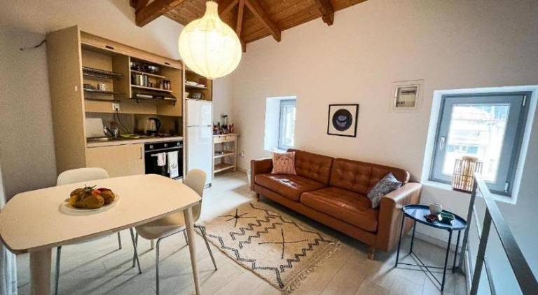 Rental apartment with patio in Parga