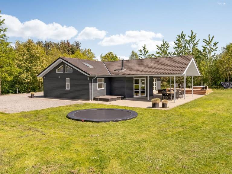 Ferienhaus  Hojslev
