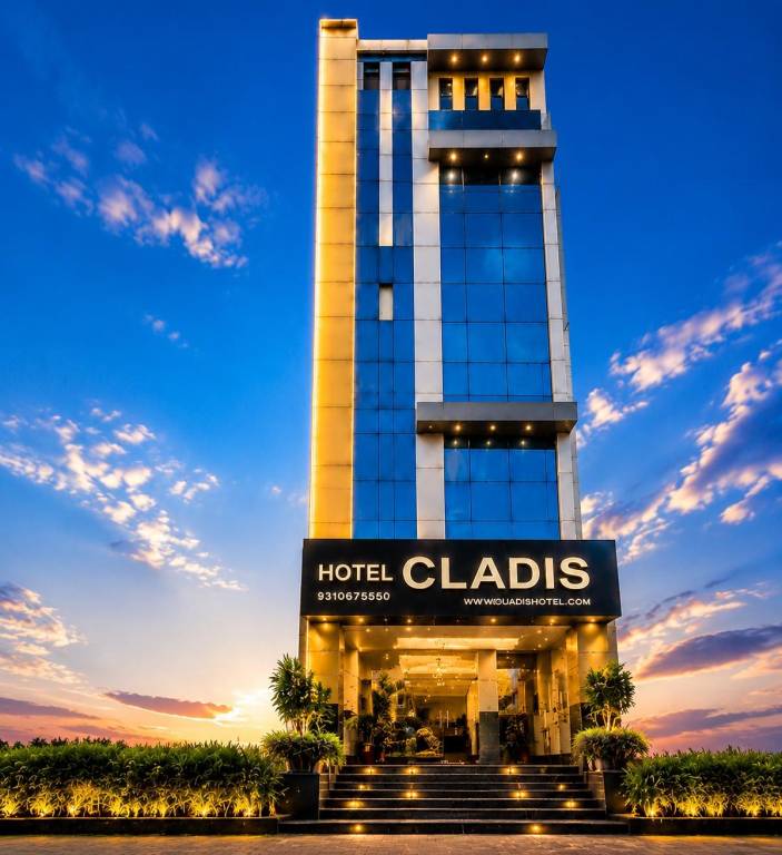 Hotel Cladis by Quadis Sector 15 Noida