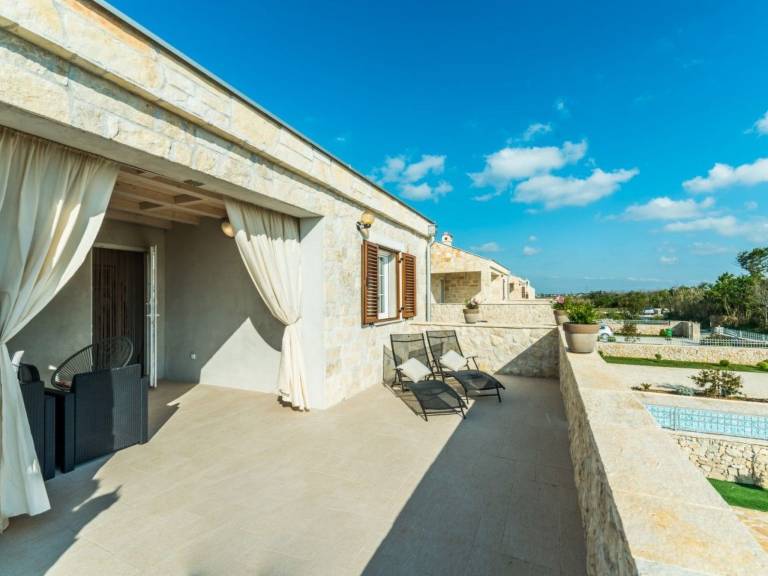 Villa Kirsten mit beheiztem Pool - von TA Leut Agency — photo 4