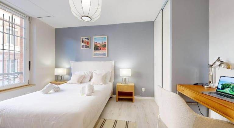 Apartment | Near Basilica of Saint-Sernin — photo 2