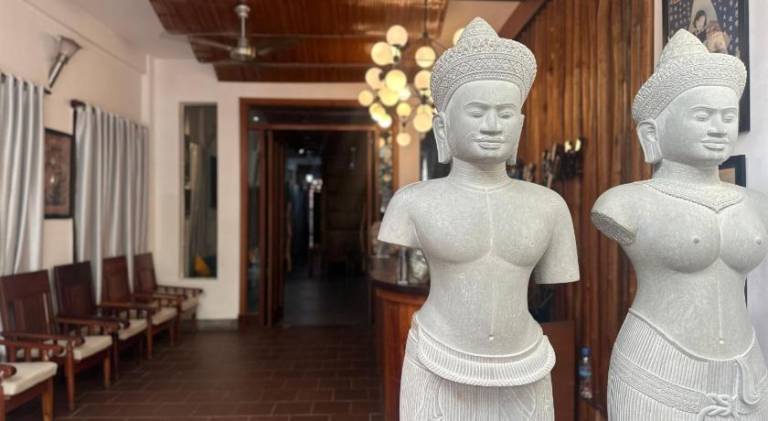 Serviced apartment with terrace | Close to Tuol Sleng Genocide Museum — photo 4