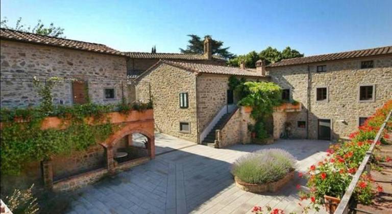 Lovely apartment with pool | Pet-friendly in Cortona