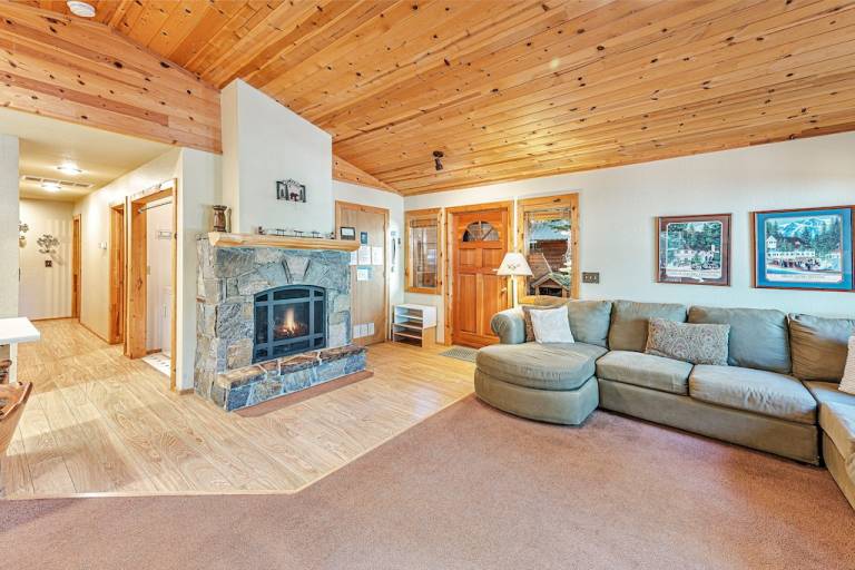 Cabin  Donner Lake
